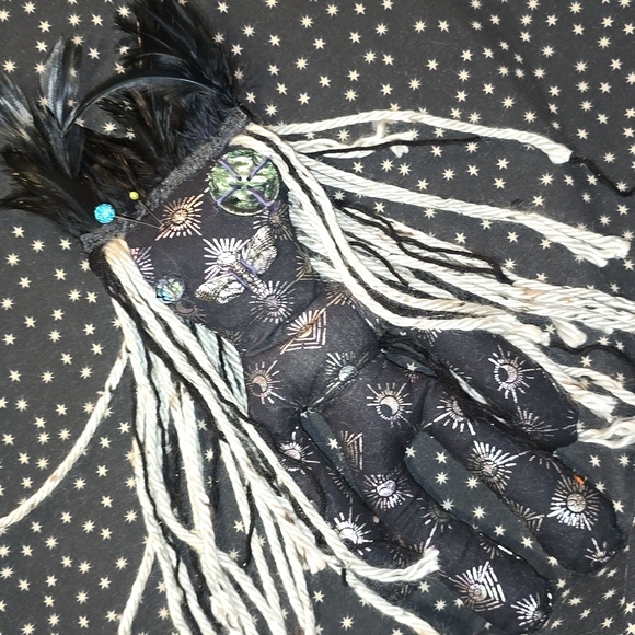 Voodoo Doll - Picture 1 of 4